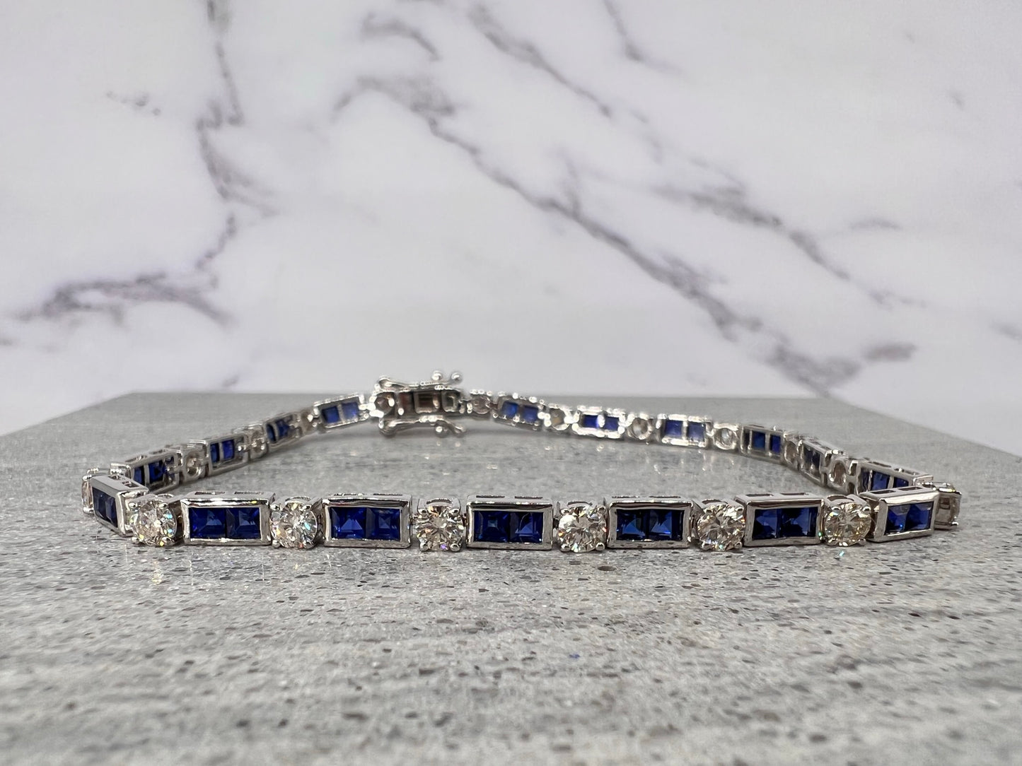 18K Diamond & Blue Sapphire Bracelet GQYBR6118